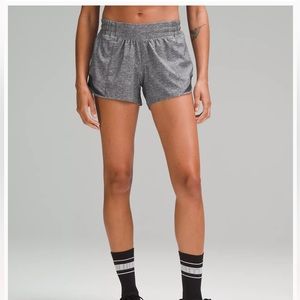 Lululemon Hotty Hot Lined Short 4" in perfect condition, never worn